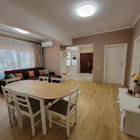 Arya Vacation House Διαμέρισμα *